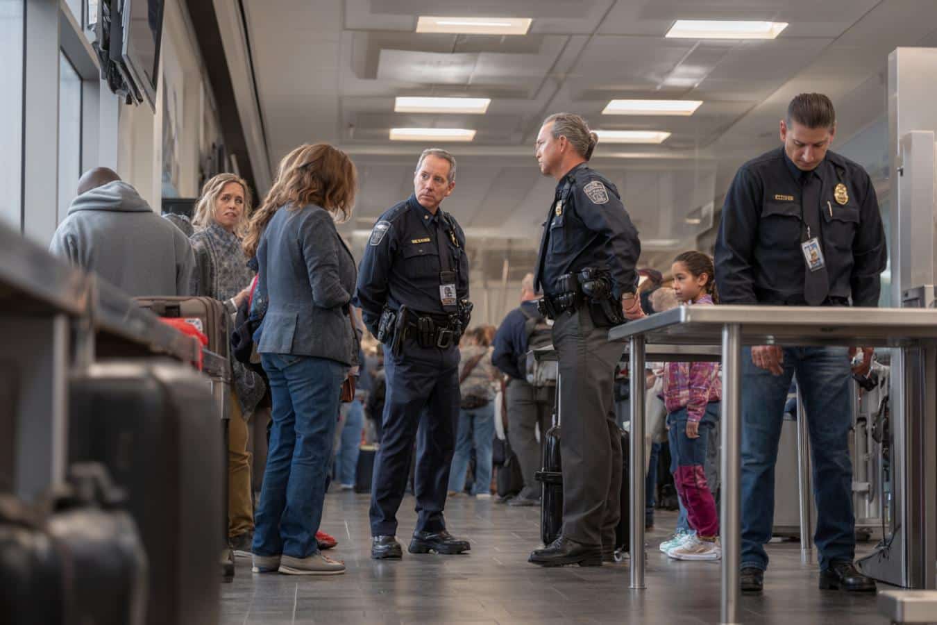 agents ice controle securite aeroport