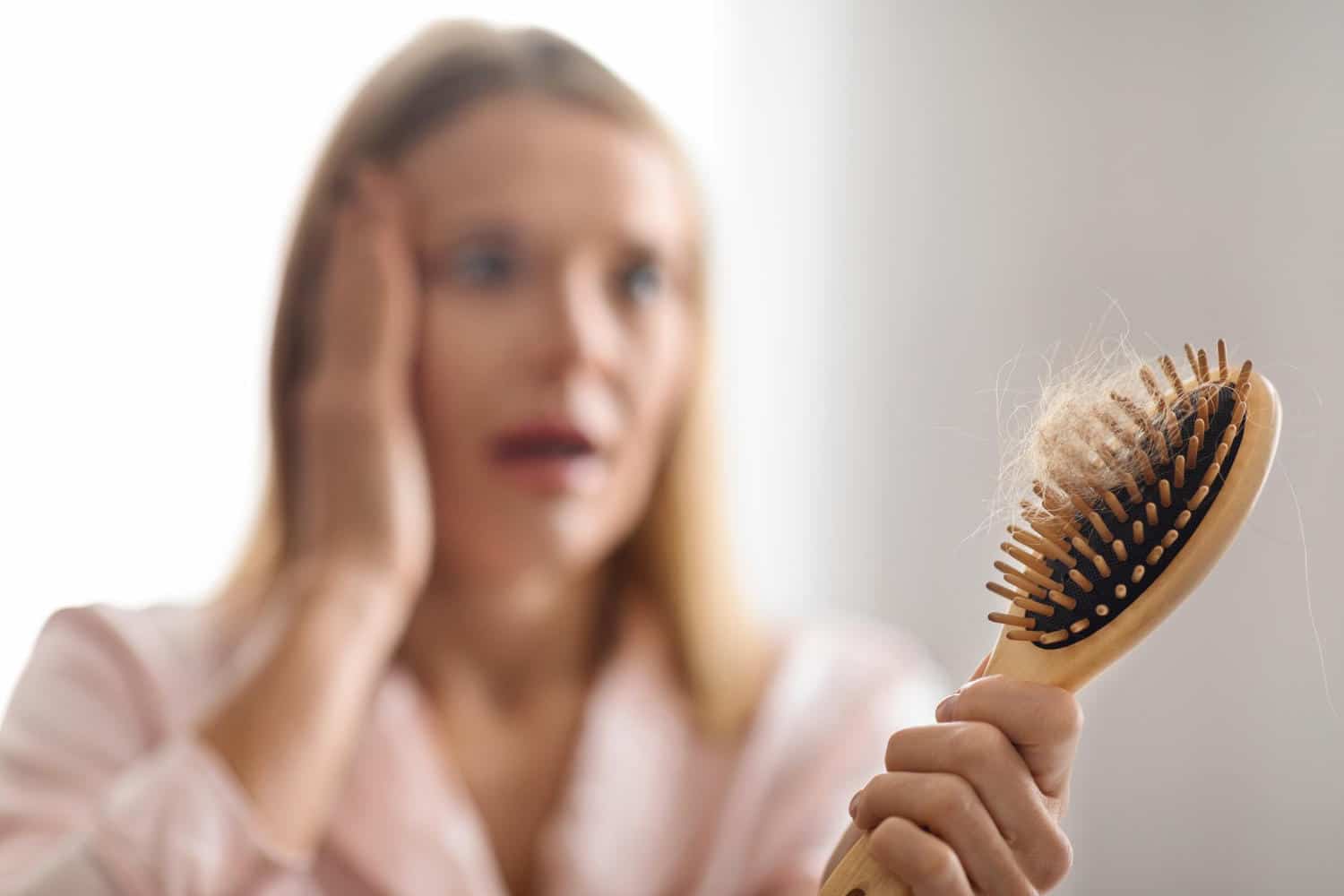 comment nettoyer brosse a cheveux