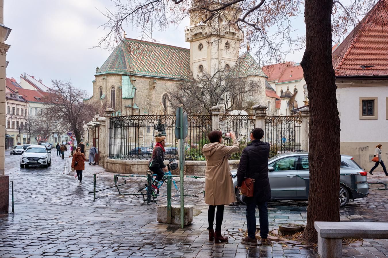 eglise sainte elisabeth bleu art nouveau